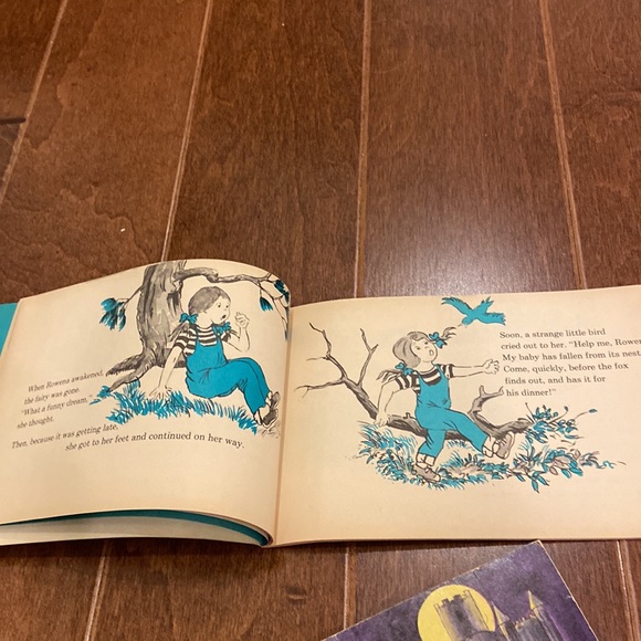Vintage troll ghosts and witches books - Picture 12 of 12